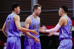 河南队狂胜对手，高调取得胜利