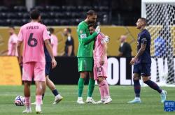 开云体育网页版-巴黎圣日耳曼队长公开批评球队后防表现不佳的简单介绍