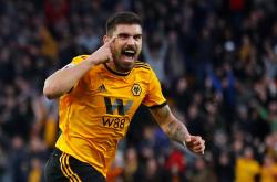 关于狼队主场大胜阿森纳，取得宝贵三分的信息