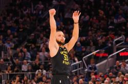 开云体育官网-勇士负于灰熊，库里失准难救主的简单介绍