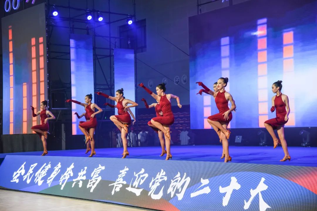 关于全民女足联赛展现活力，足球风云再起的信息