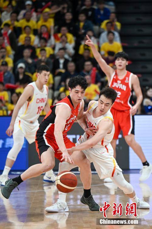 包含亚洲杯篮球赛揭幕，各队实力暴露无遗的词条