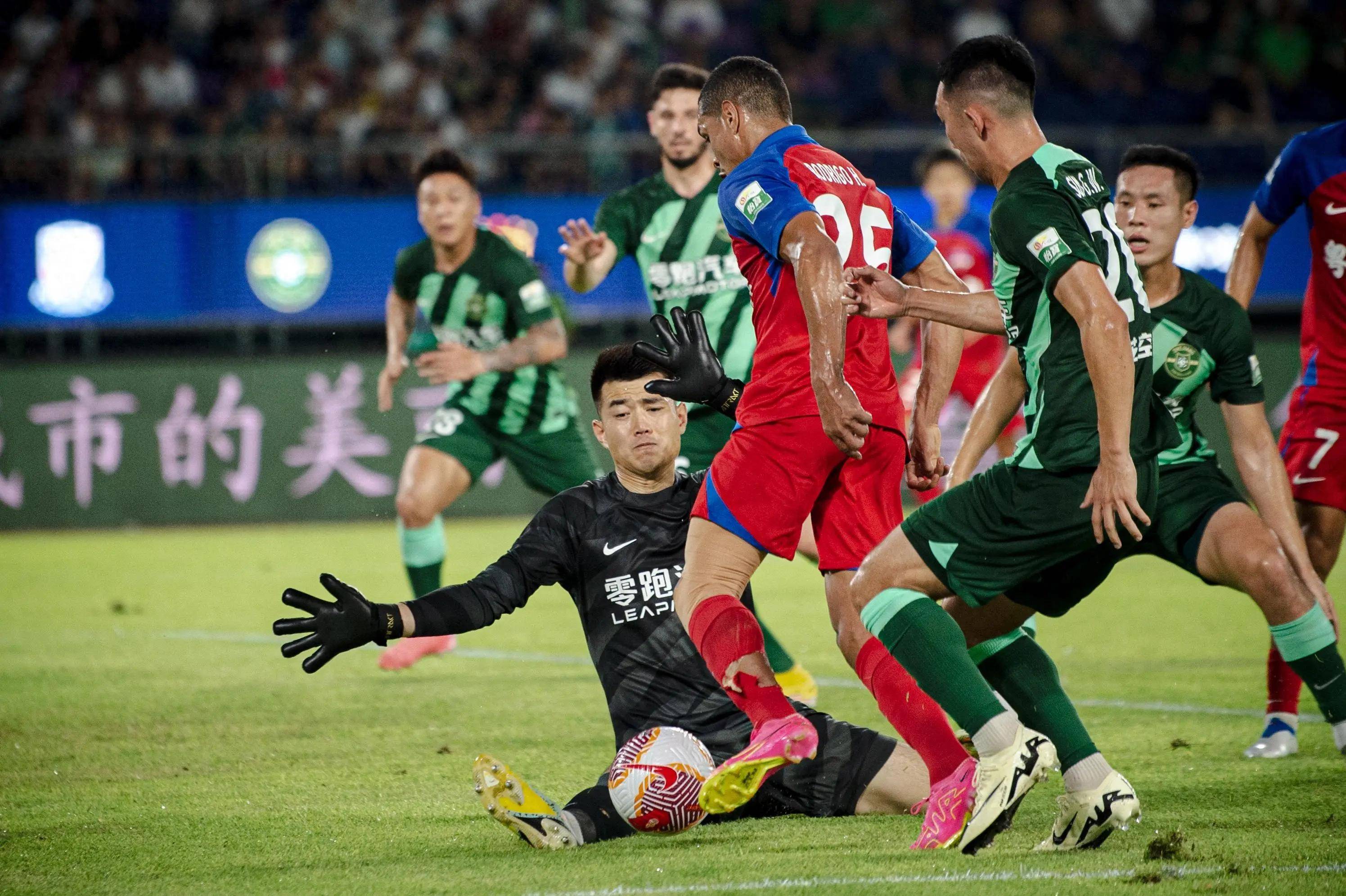 恒大表现神勇，亚冠对手束手就擒的简单介绍