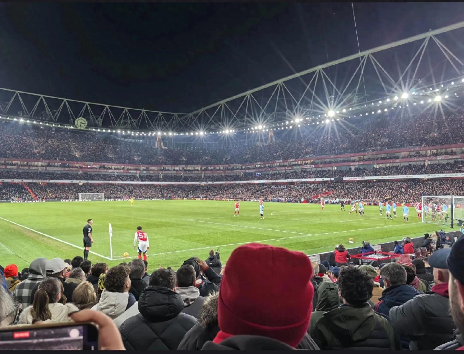 竞争激烈胜负难定，球场风云变幻不已的简单介绍