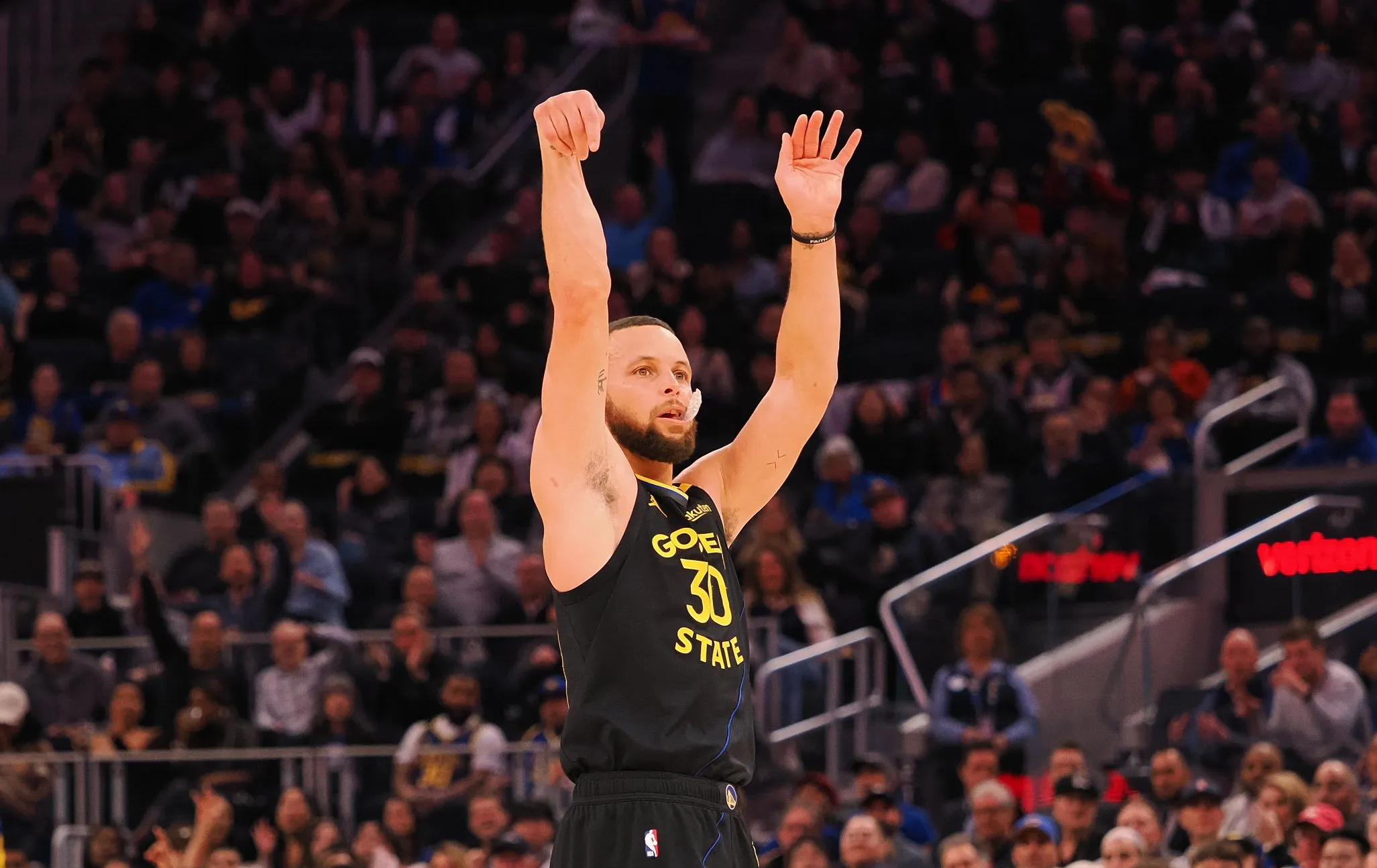 勇士负于灰熊,库里失准难救主的简单介绍 勇士负于灰熊,库里失准难救主的简单介绍