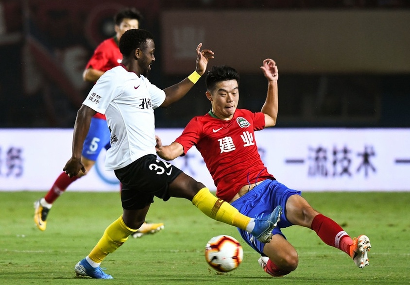 比分难分胜负,河南建业抓紧备战下一场比赛的简单介绍 比分难分胜负,河南建业抓紧备战下一场比赛的简单介绍